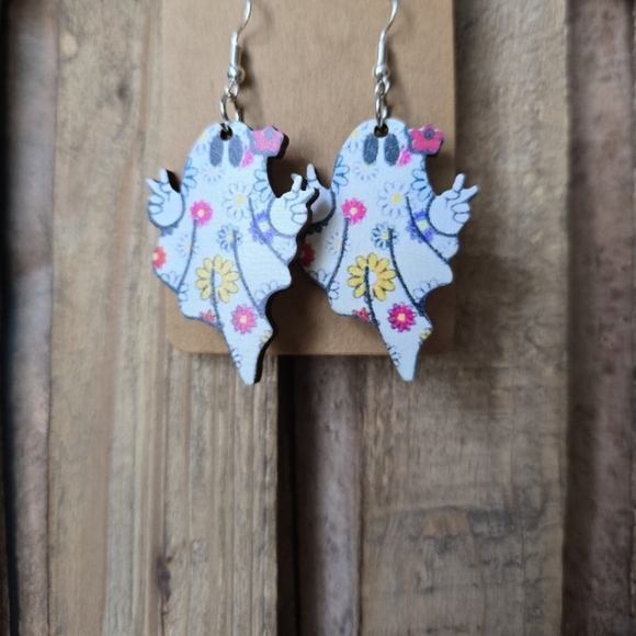 Halloween Ghost Wooden Earrings - Picture 1 of 1